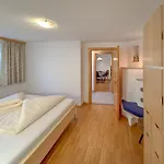 Loreen Apartman *